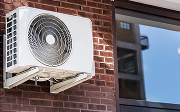 Heat Pumps for Commercial Spaces:</strong> Are They a Good Investment?